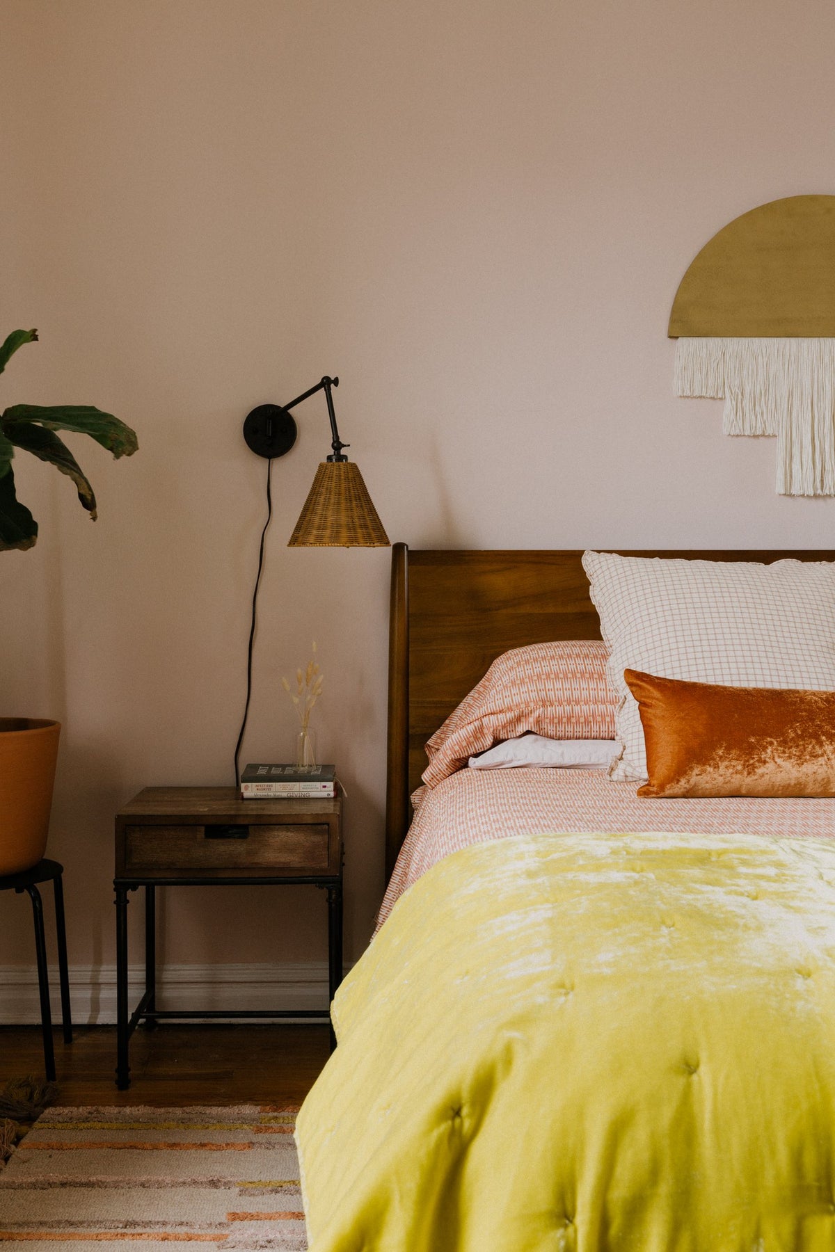 5 Latinx Interior Designers You Should Have On Your Radar (9/22/2022 ...