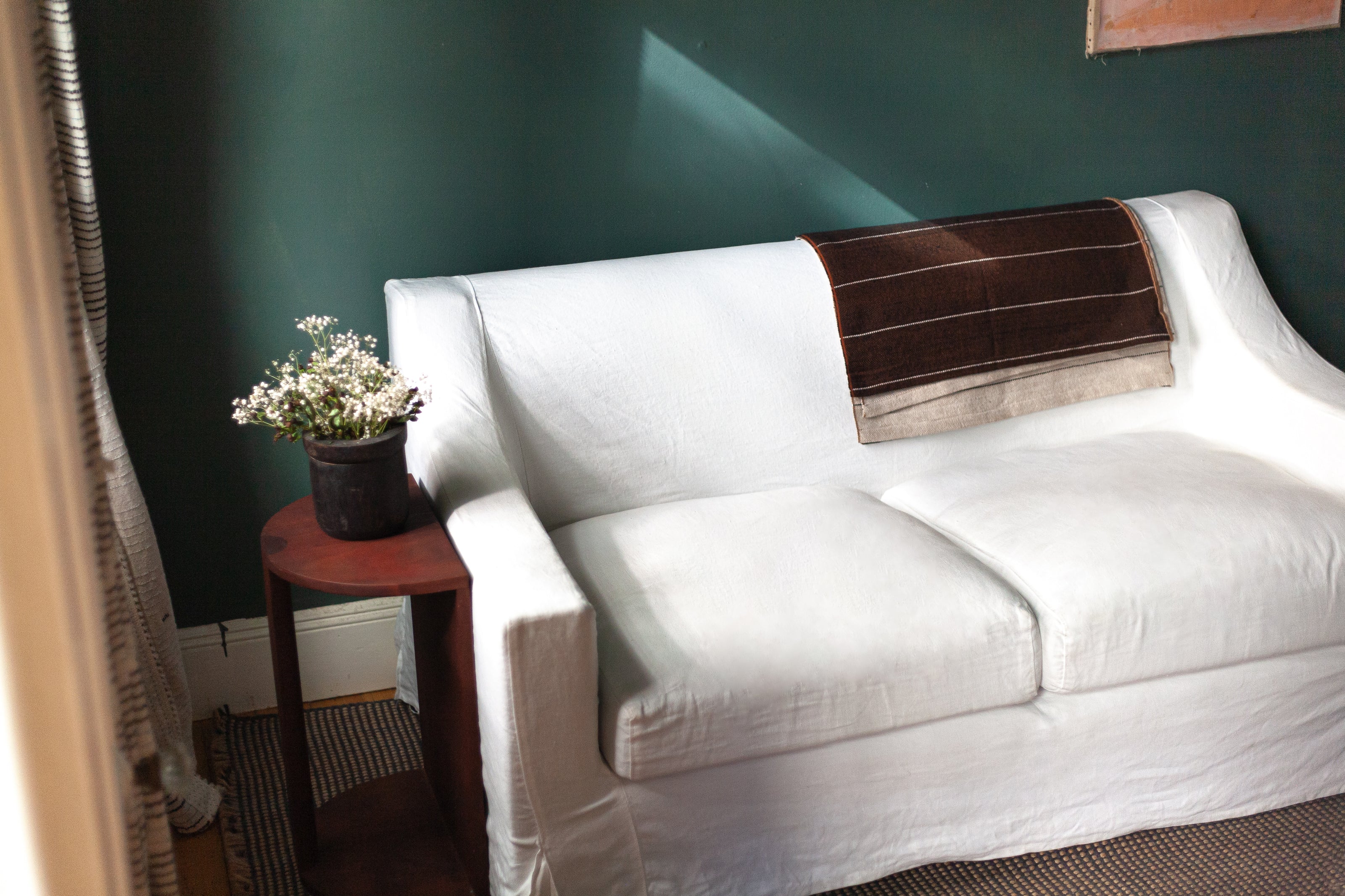 The Evergreen Loveseat in Hemp Blend – Sabai Design
